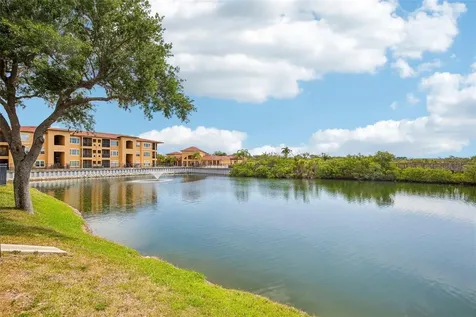 4333 Bayside Village Drive Tampa FL 33615