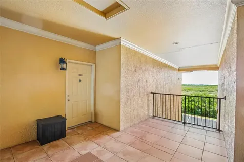 4333 Bayside Village Drive Tampa FL 33615