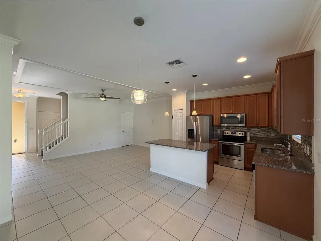1018 Capitol Hill Court Apopka FL 32703