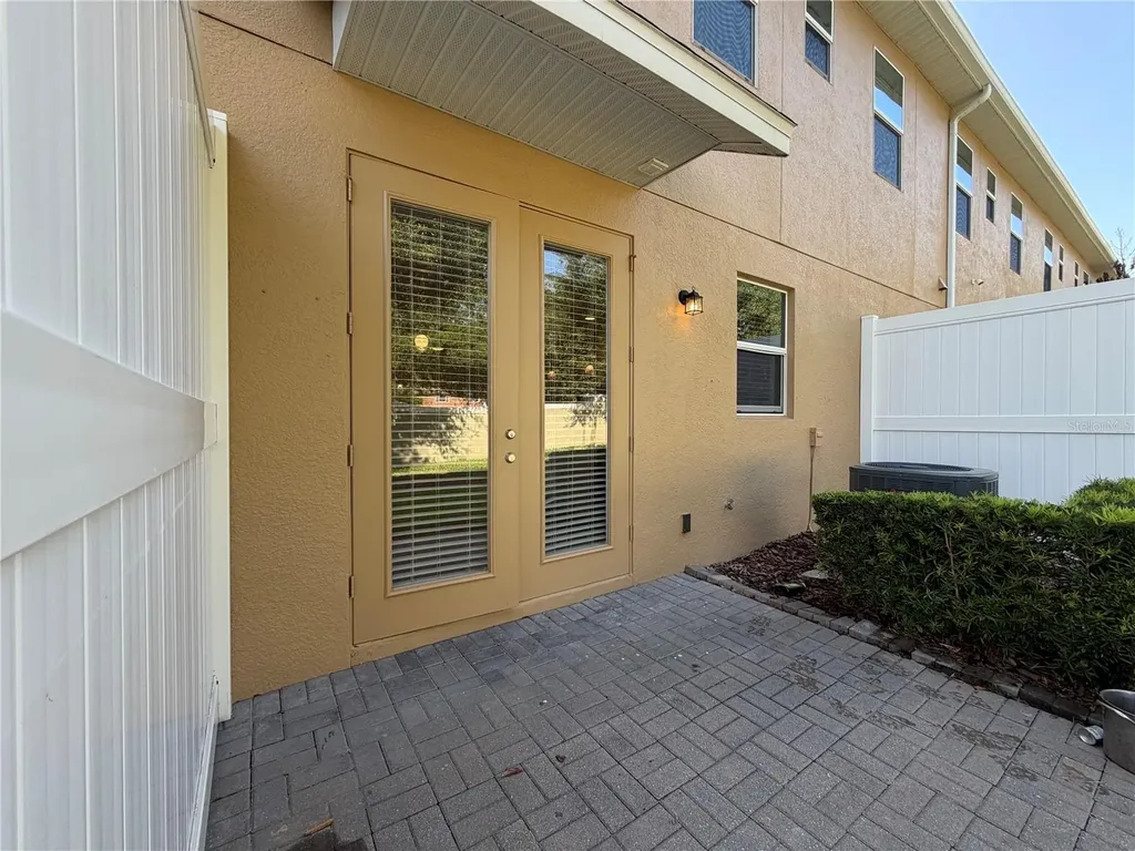 1018 Capitol Hill Court Apopka FL 32703