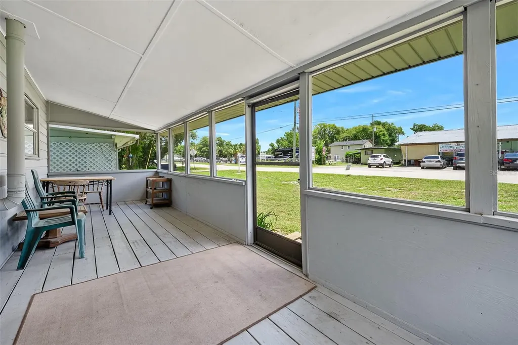 55521 Front Street Astor FL 32102