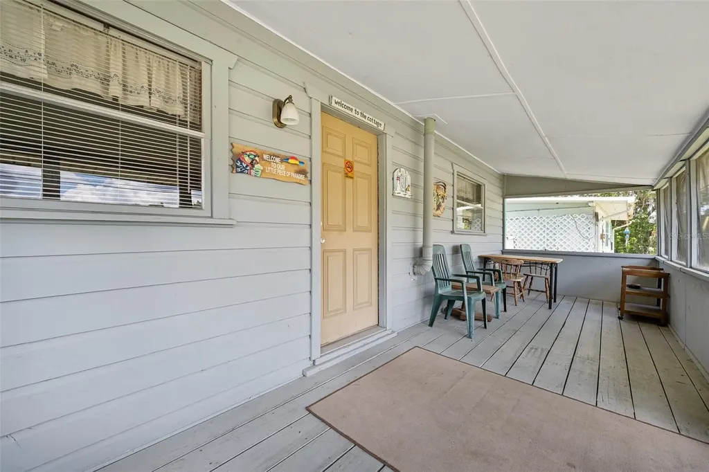 55521 Front Street Astor FL 32102