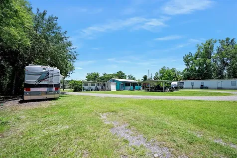 55521 Front Street Astor FL 32102