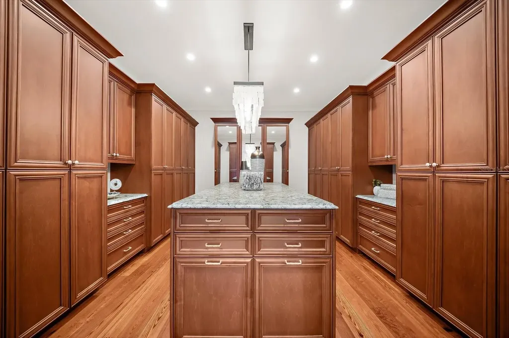 500 Gulf Boulevard Belleair Shore FL 33786