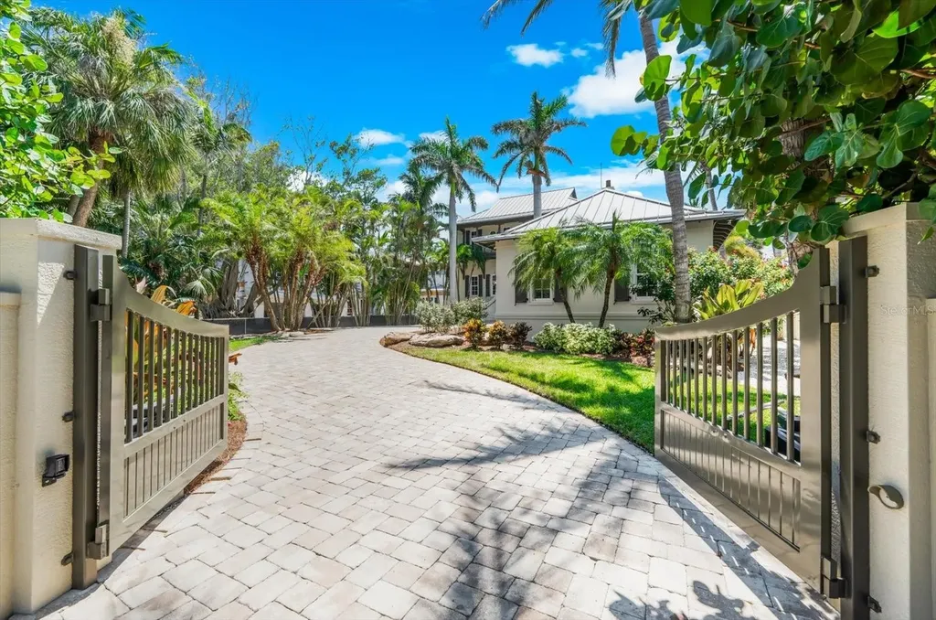 500 Gulf Boulevard Belleair Shore FL 33786