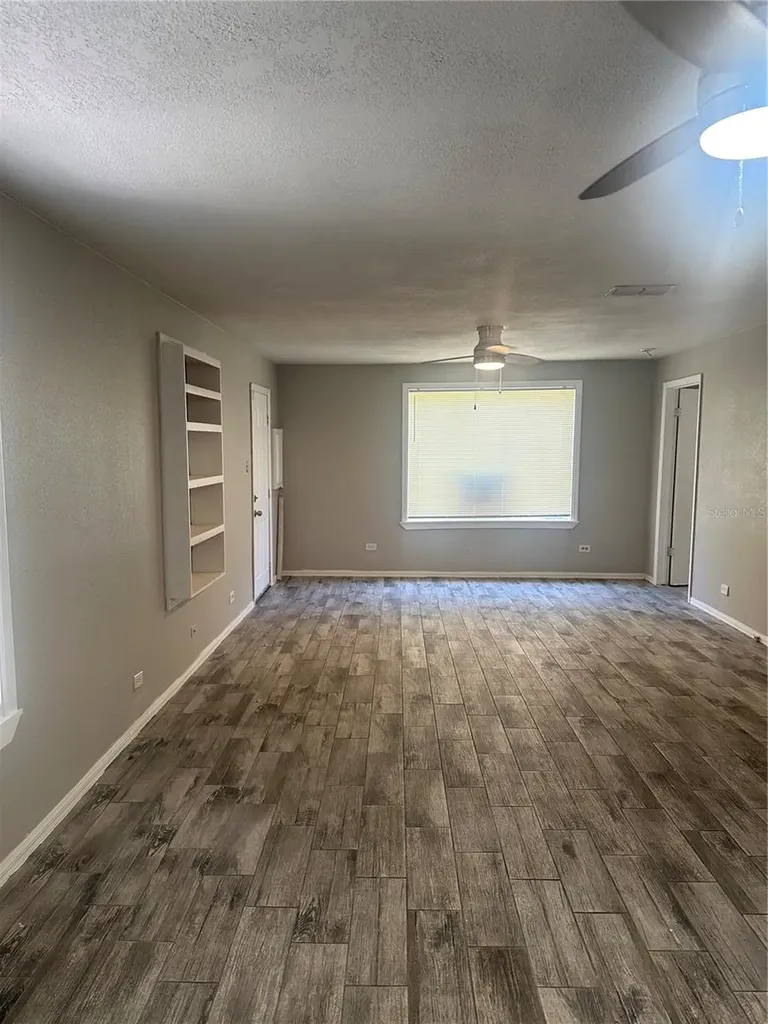 807 E Osborne Avenue Tampa FL 33603