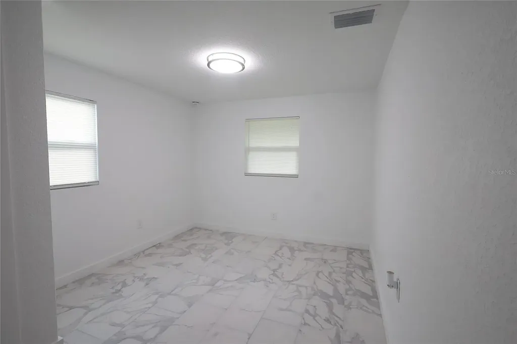 6427 A L Campbell Lane Seffner FL 33584