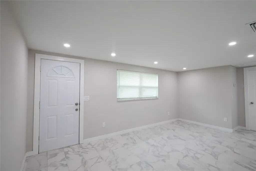 6427 A L Campbell Lane Seffner FL 33584