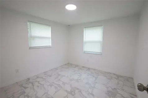 6427 A L Campbell Lane Seffner FL 33584