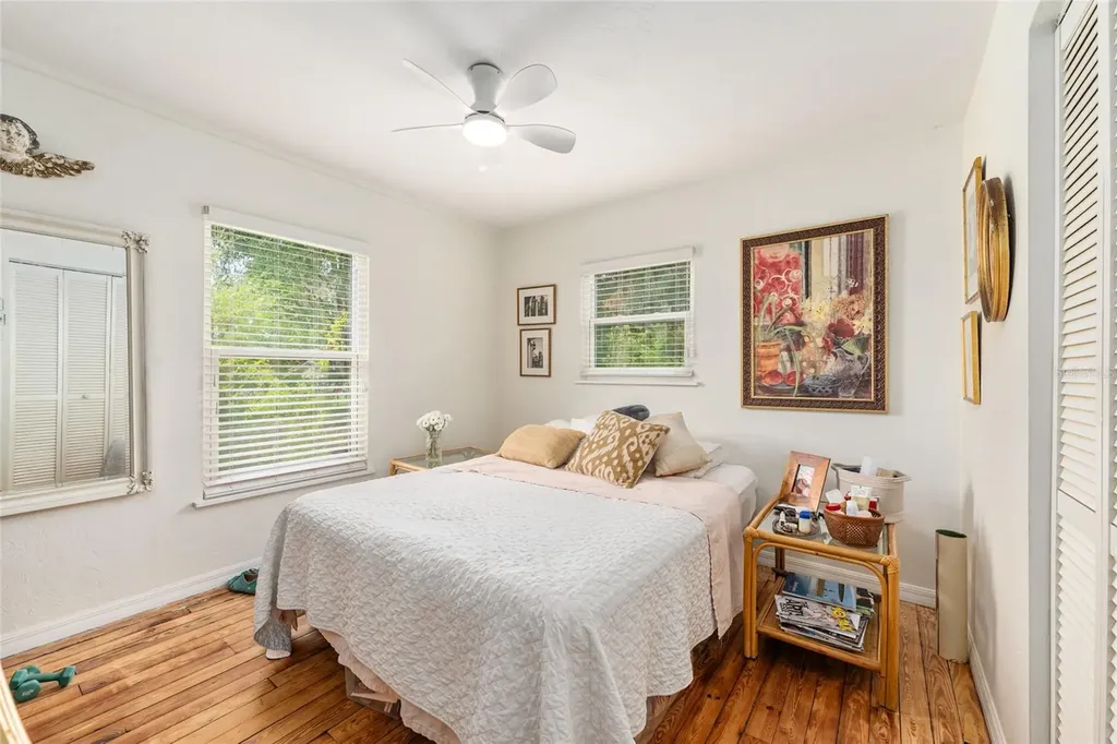 201-203 NE Tahota Avenue Micanopy FL 32667