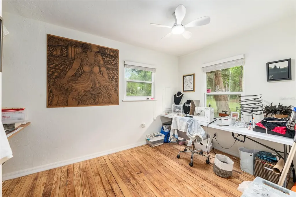 201-203 NE Tahota Avenue Micanopy FL 32667