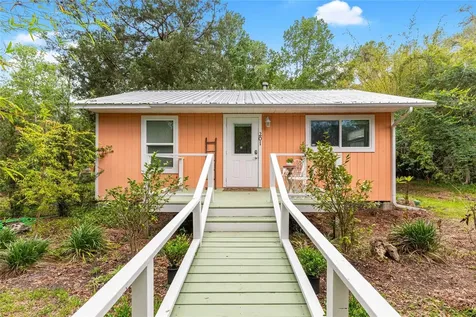 201-203 NE Tahota Avenue Micanopy FL 32667