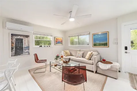 201-203 NE Tahota Avenue Micanopy FL 32667