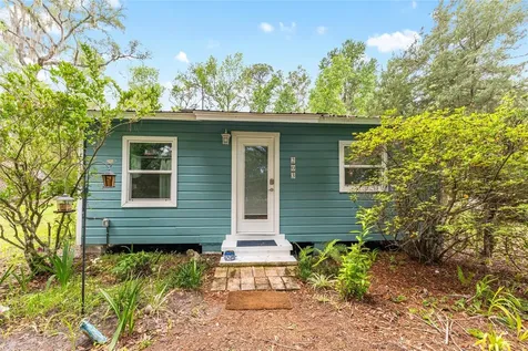 201-203 NE Tahota Avenue Micanopy FL 32667