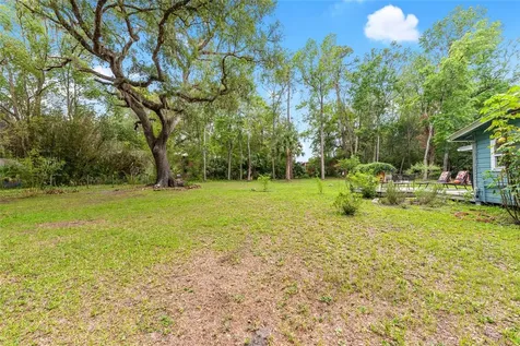 201-203 NE Tahota Avenue Micanopy FL 32667