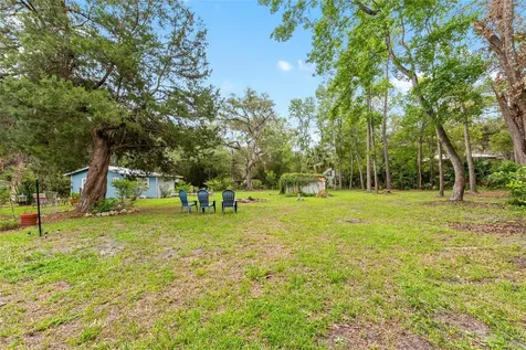 201-203 NE Tahota Avenue Micanopy FL 32667