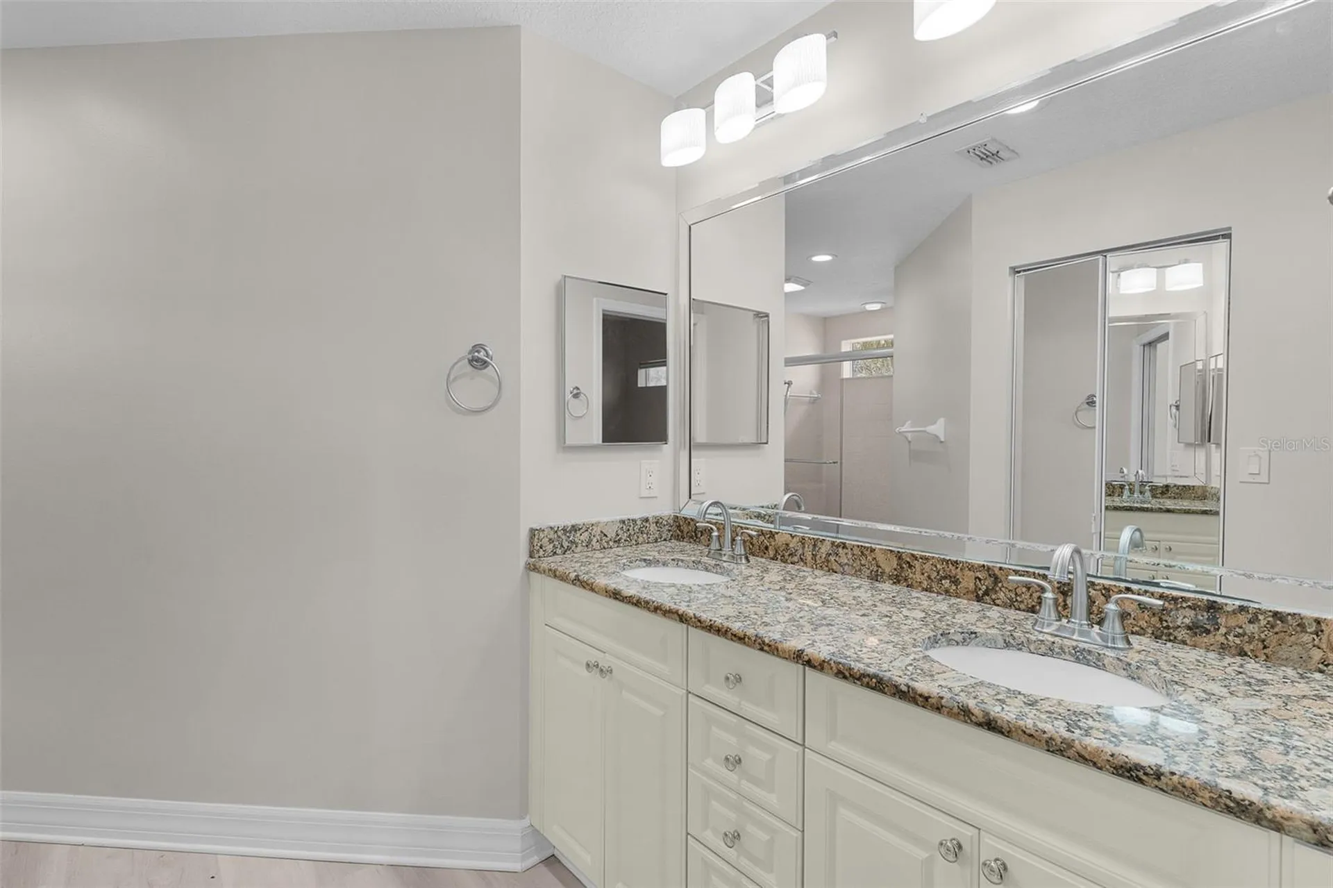 5308 Bowline Court Oxford FL 34484