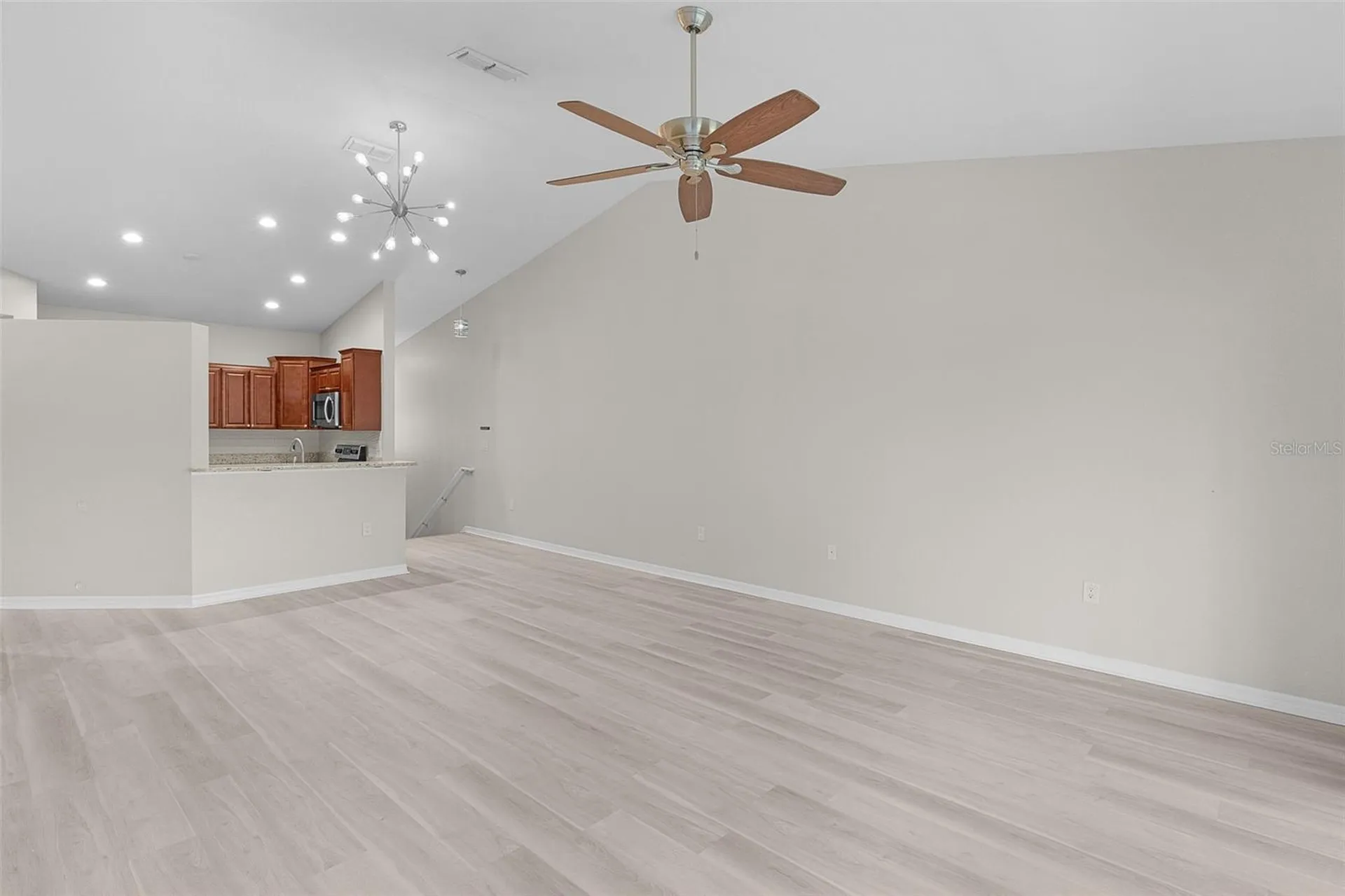 5308 Bowline Court Oxford FL 34484