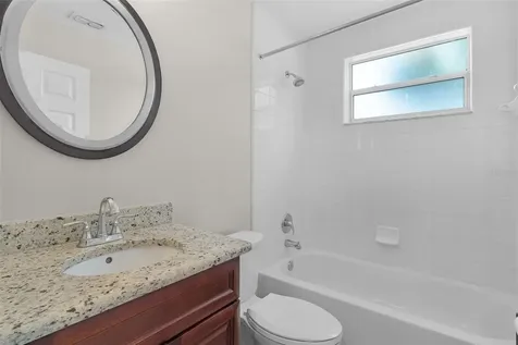 5308 Bowline Court Oxford FL 34484