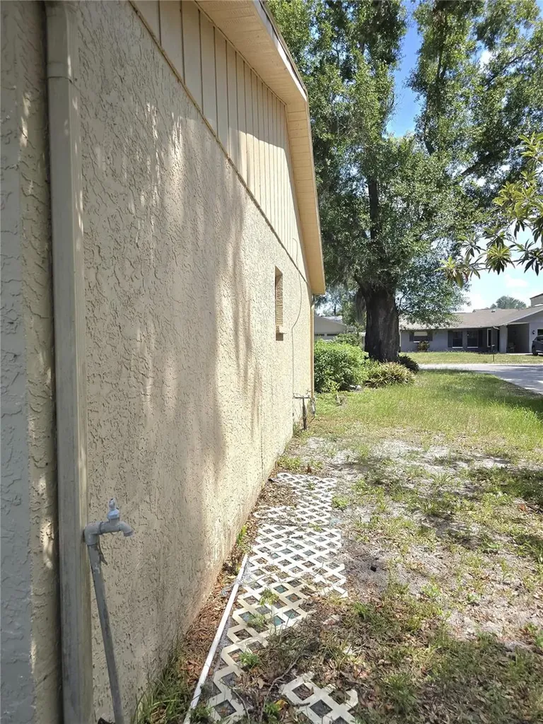 5044 Roanoke Drive Holiday FL 34690