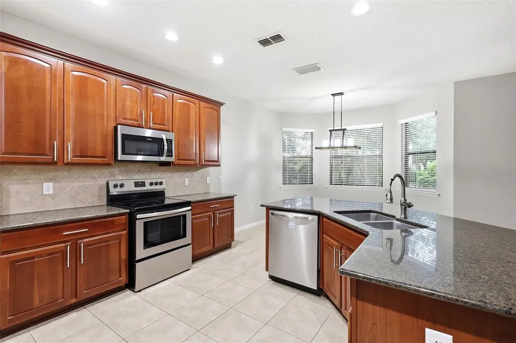 109 Elissar Drive Debary FL 32713