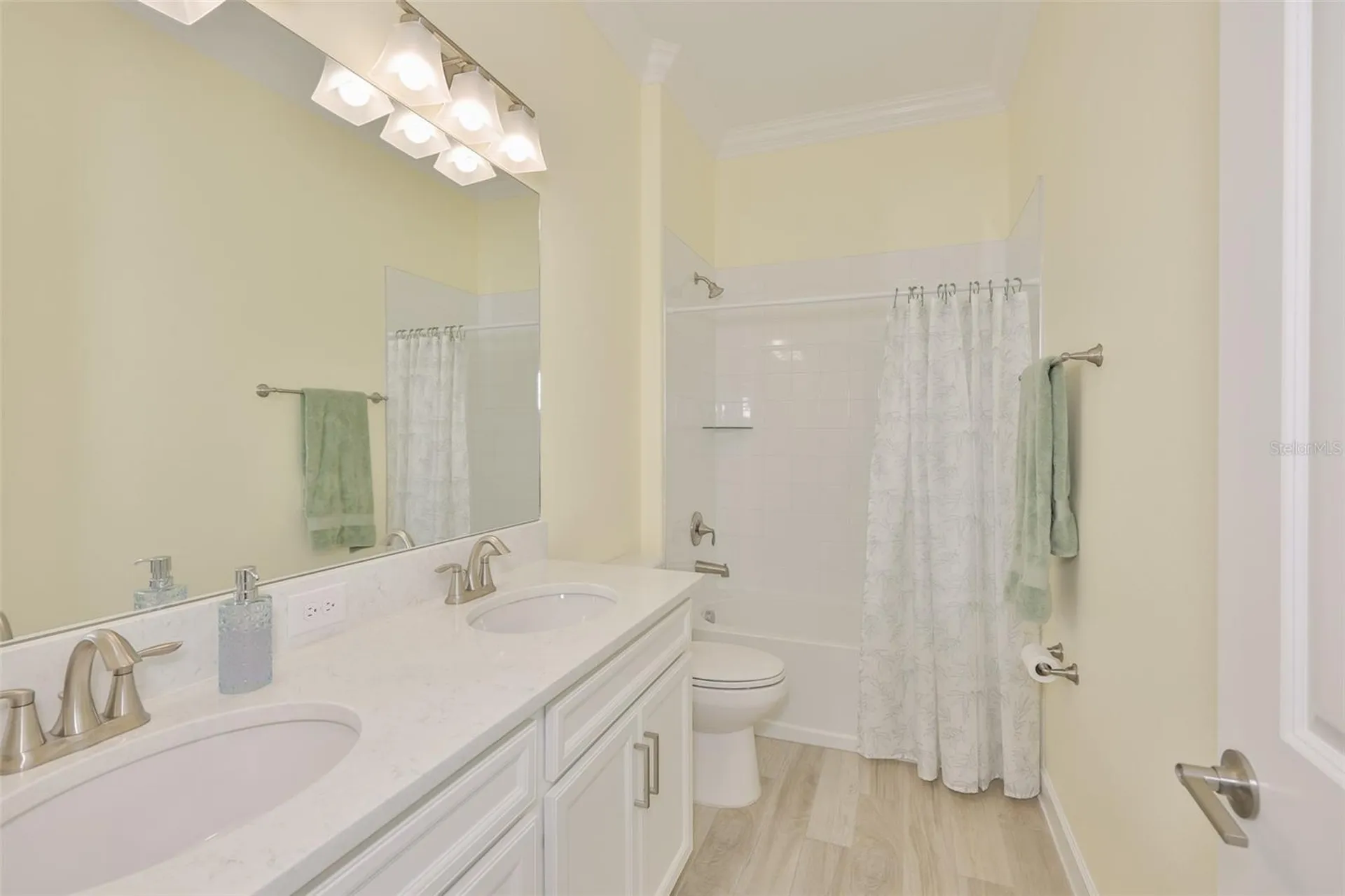 16955 Scuba Crest Street Wimauma FL 33598