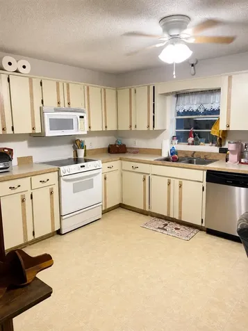2055-2057 Guava Drive Edgewater FL 32141