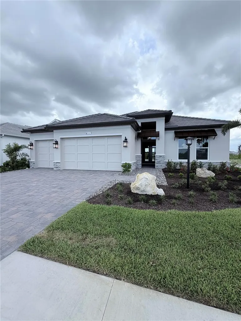 1412 Lions Paw Path Sarasota FL 34240