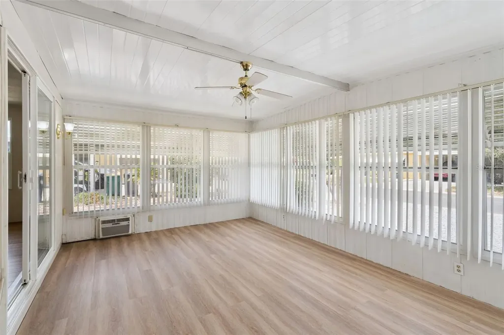723 Viking Avenue Tavares FL 32778