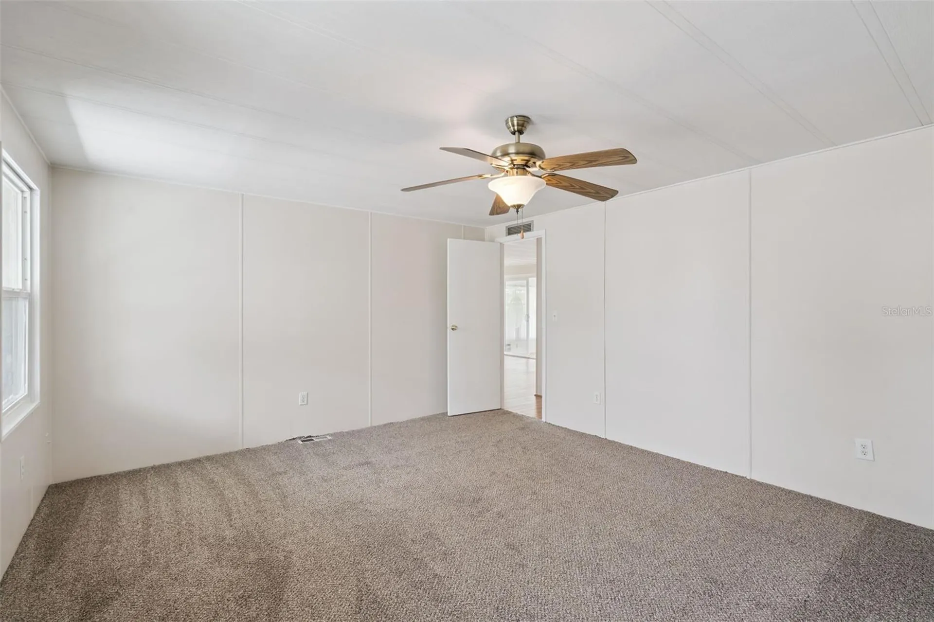 723 Viking Avenue Tavares FL 32778