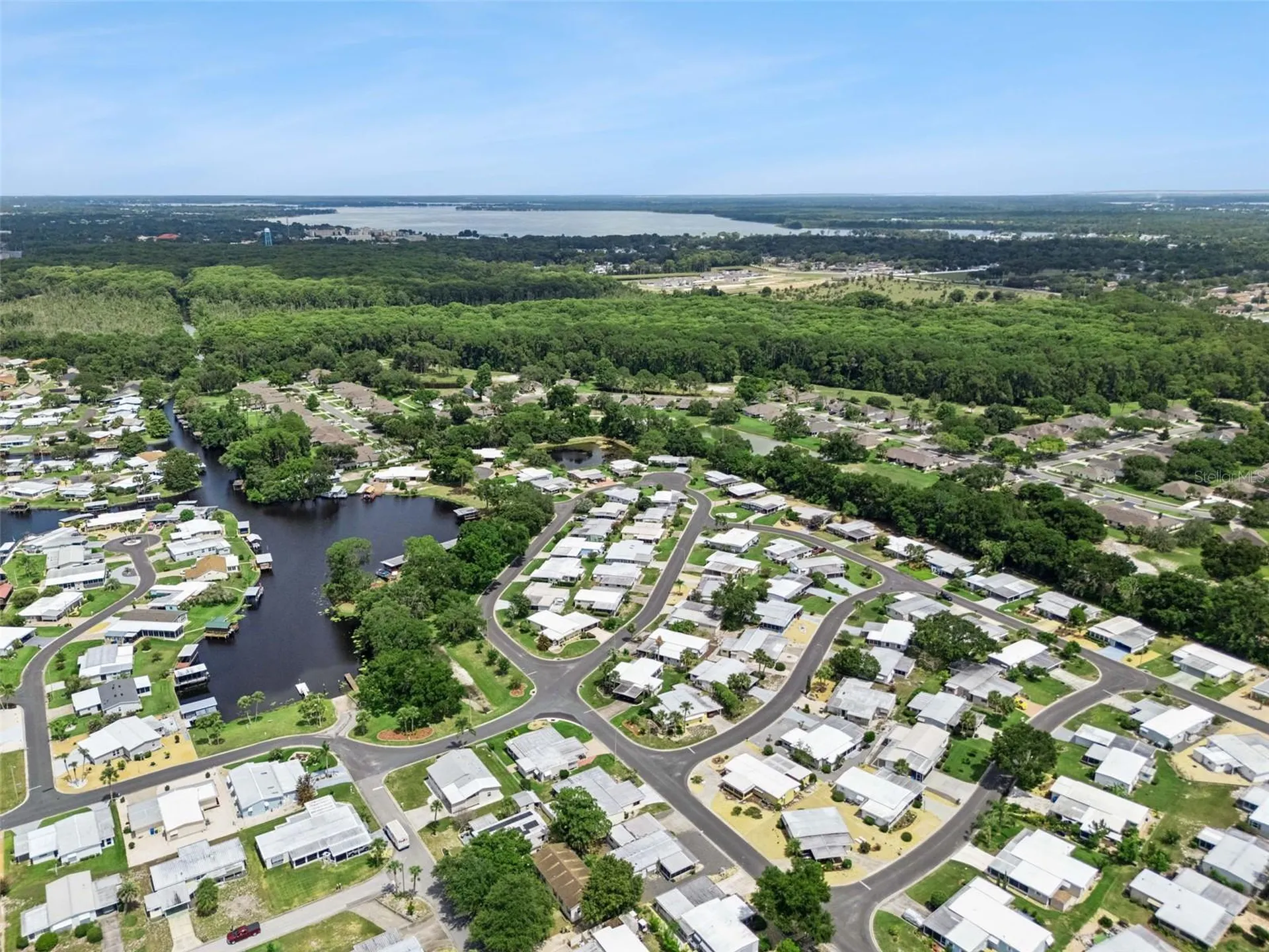 723 Viking Avenue Tavares FL 32778