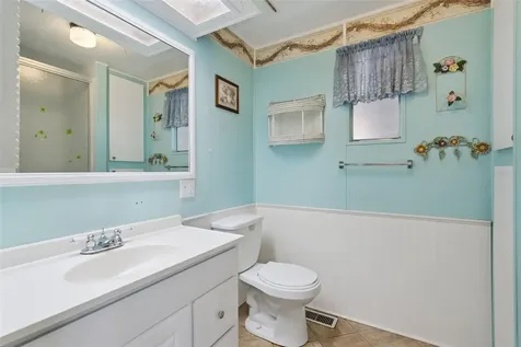 723 Viking Avenue Tavares FL 32778