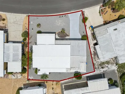 723 Viking Avenue Tavares FL 32778