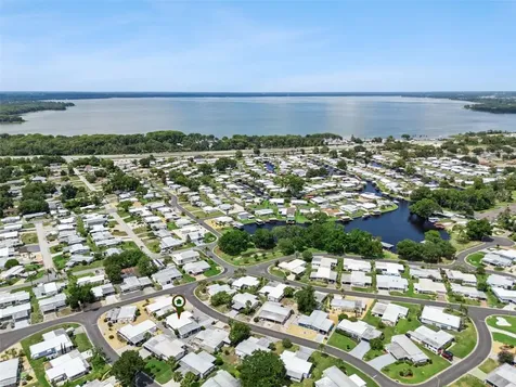 723 Viking Avenue Tavares FL 32778