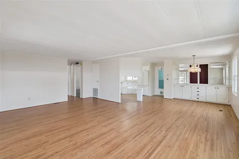 723 Viking Avenue Tavares FL 32778