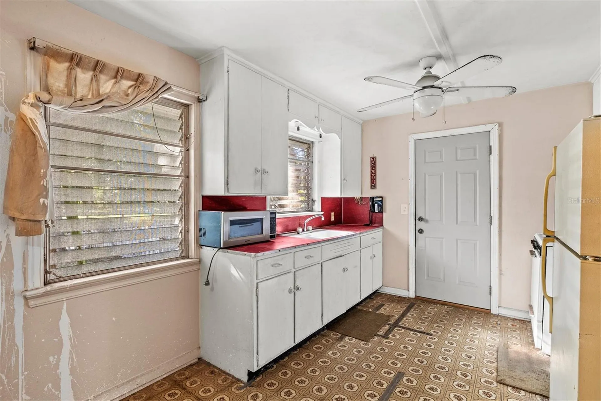 1208 28th Street W Bradenton FL 34205