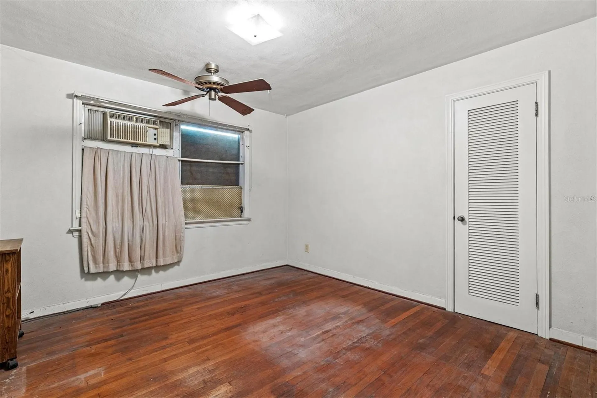 1208 28th Street W Bradenton FL 34205