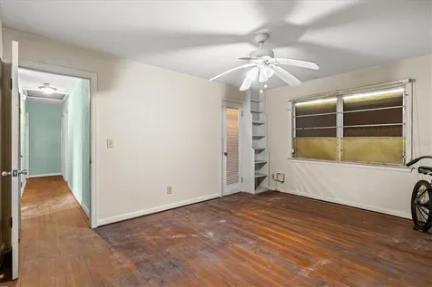 1208 28th Street W Bradenton FL 34205