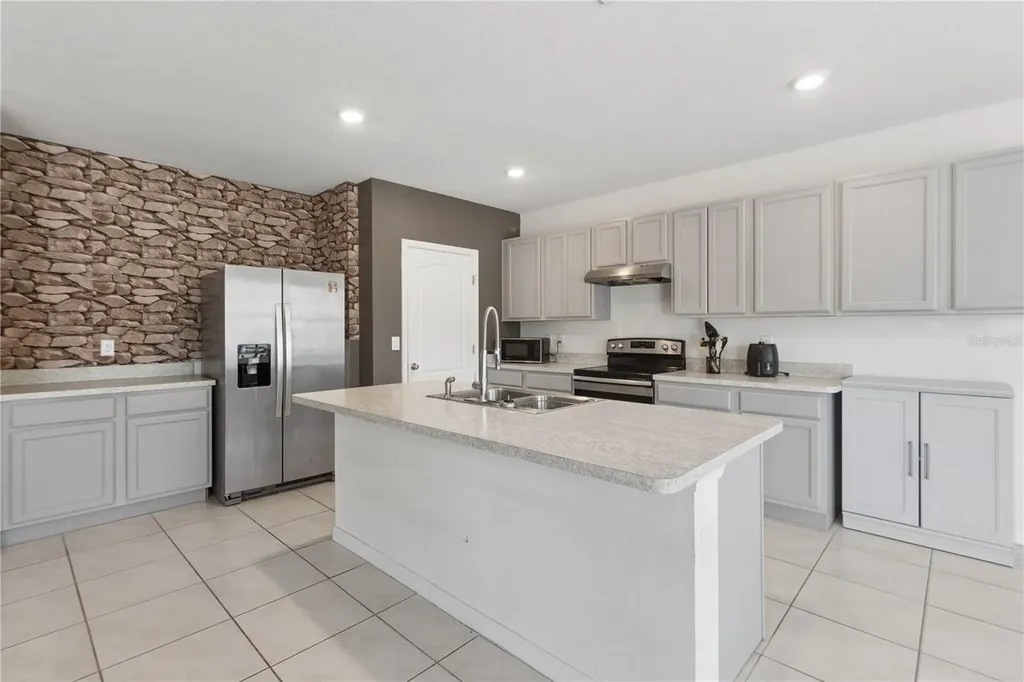 515 Auburn Grove Terrace Auburndale FL 33823