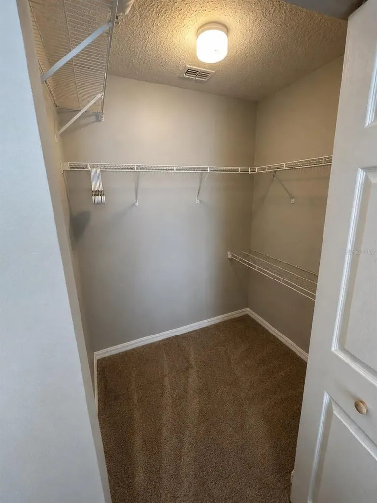 5542 Metrowest Boulevard Orlando FL 32811