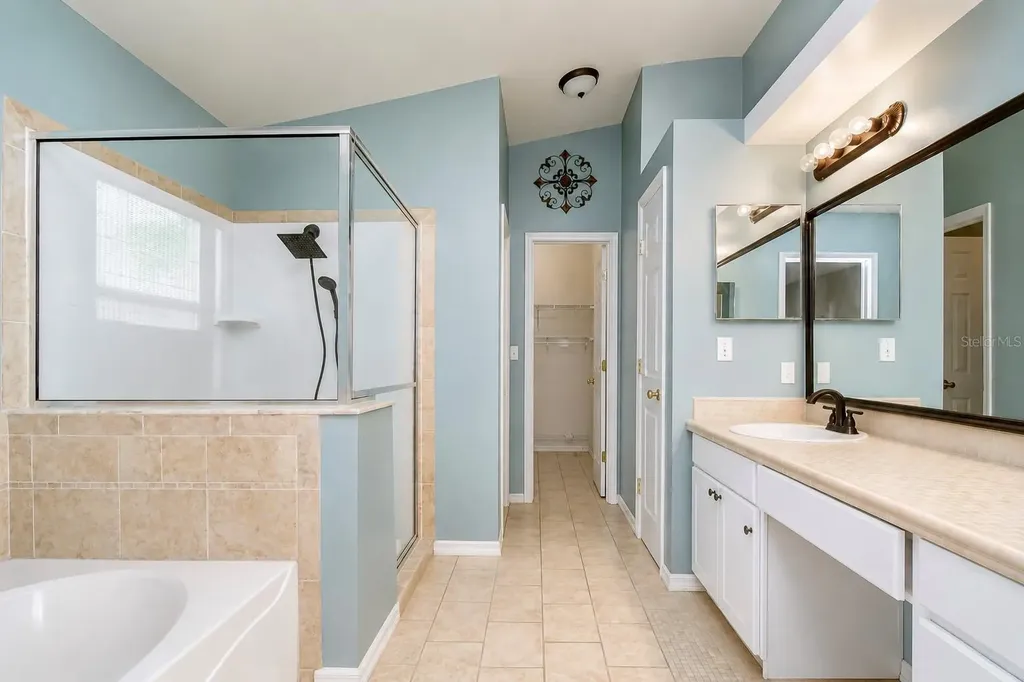 4822 Portobello Circle Valrico FL 33596