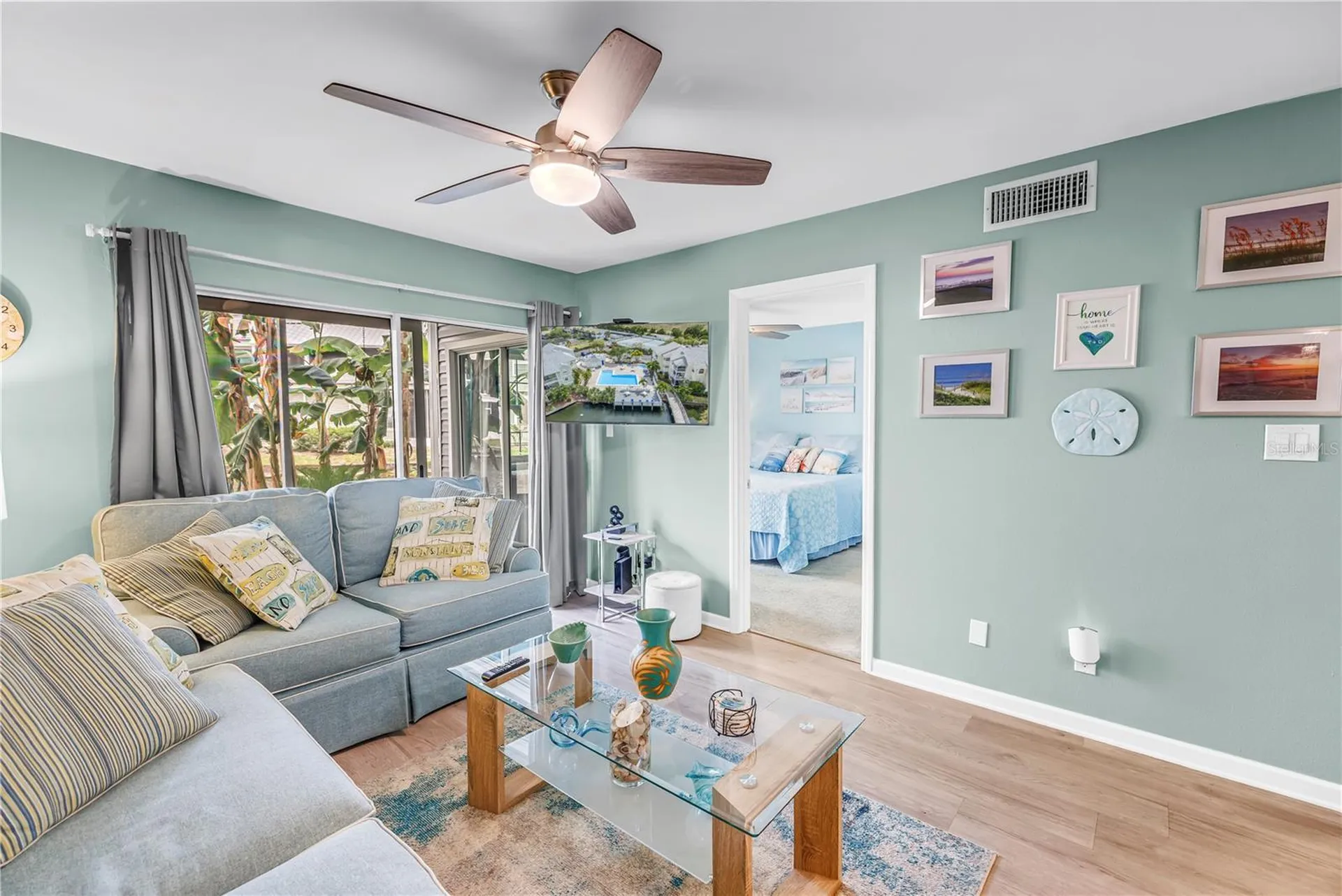 6924 Stones Throw Circle N St Petersburg FL 33710