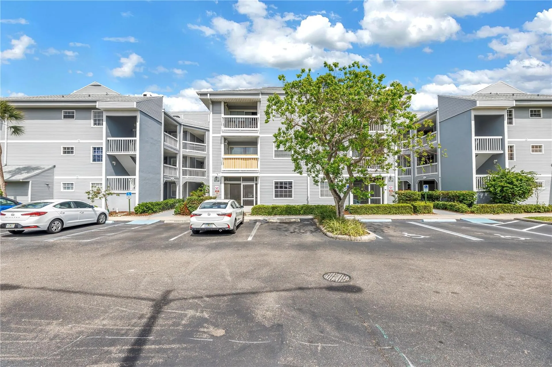 6924 Stones Throw Circle N St Petersburg FL 33710