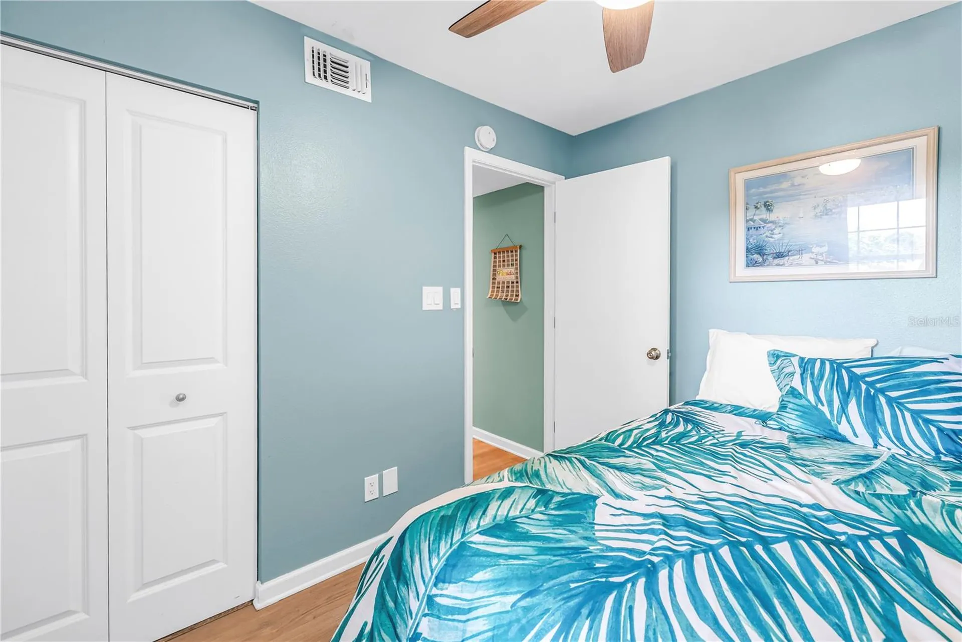 6924 Stones Throw Circle N St Petersburg FL 33710