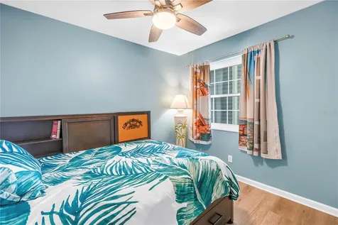6924 Stones Throw Circle N St Petersburg FL 33710