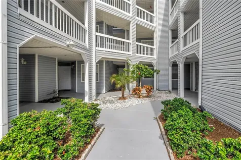 6924 Stones Throw Circle N St Petersburg FL 33710