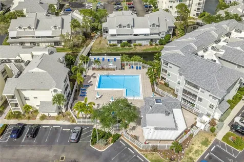 6924 Stones Throw Circle N St Petersburg FL 33710