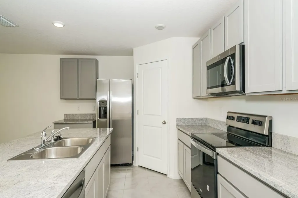 796 SE 66th Terrace Ocala FL 34472