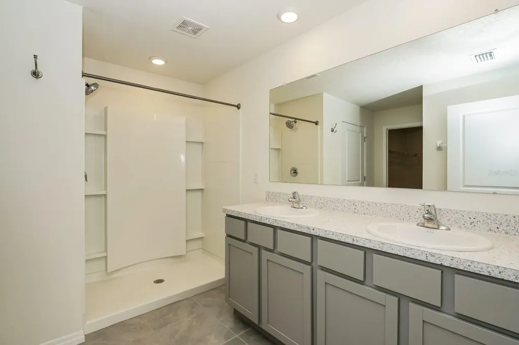 796 SE 66th Terrace Ocala FL 34472