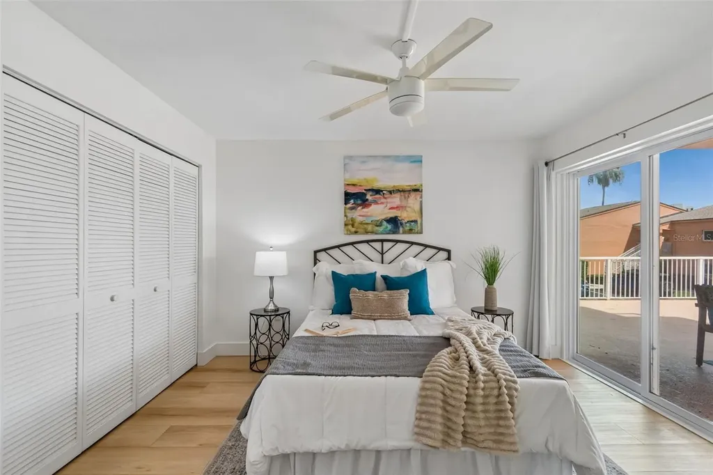7430 Sunshine Skyway Lane S St Petersburg FL 33711